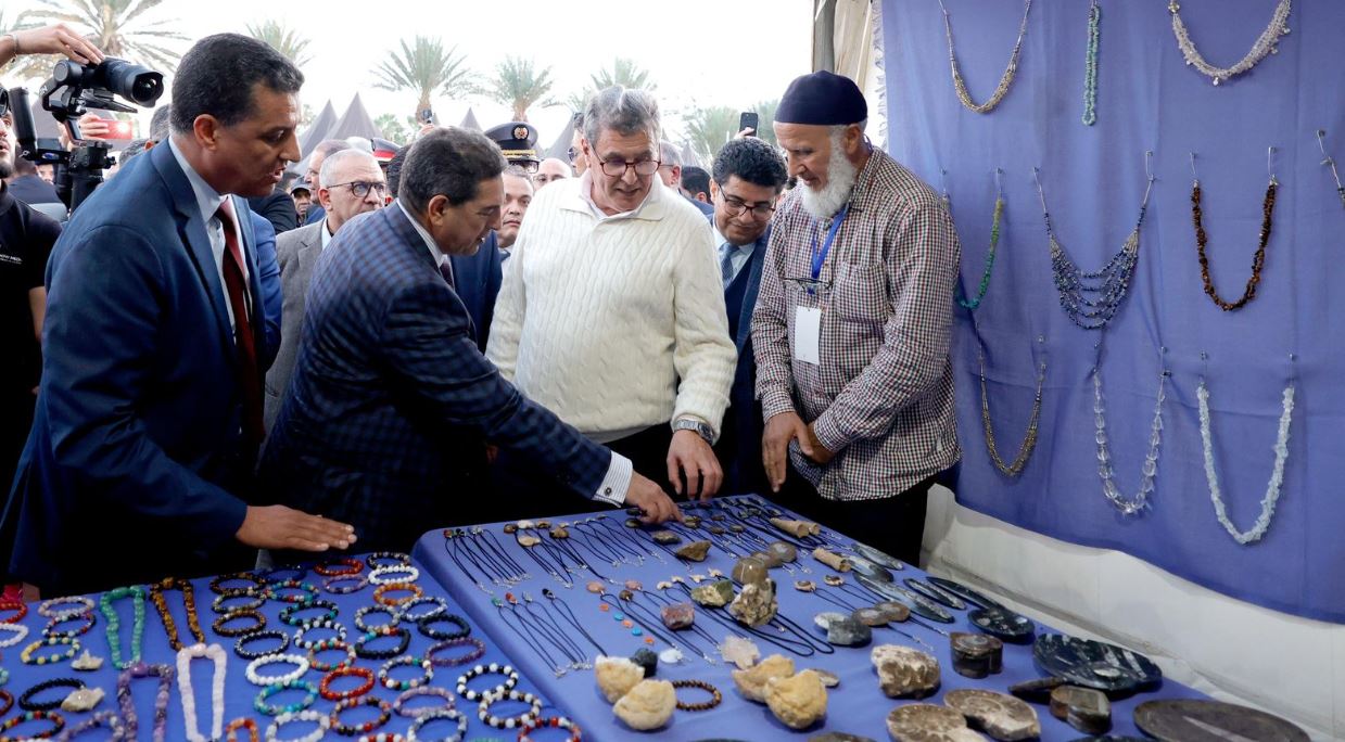 السنة الأمازيغية 2975: السيد أخنوش يقوم بزيارة لمعرض الصناعة التقليدية لأكادير إداوتنان السنة الأمازيغية 2975: السيد أخنوش يقوم بزيارة لمعرض الصناعة التقليدية لأكادير إداوتنان