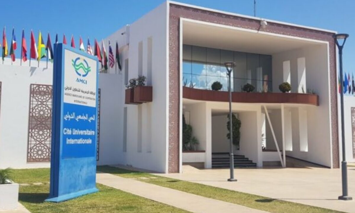 وفد من “فابا” يزور الحي الجامعي الدولي للوكالة المغربية للتعاون الدولي وفد من “فابا” يزور الحي الجامعي الدولي للوكالة المغربية للتعاون الدولي