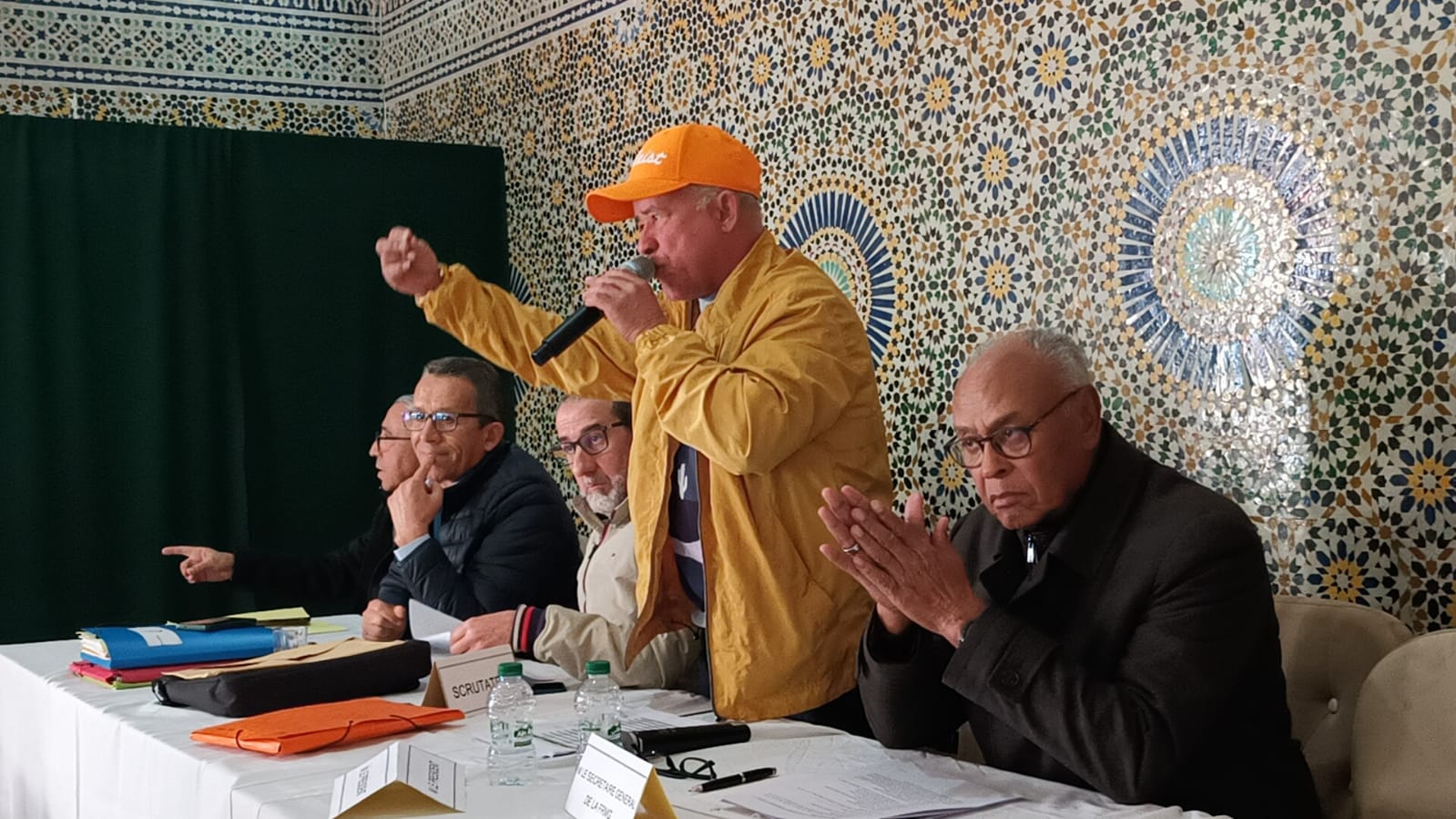 بعدما تعذر إتمام الجمع العام في مناسبتين مكونات كولف مكناس مطالبة بالحوار بعدما تعذر إتمام الجمع العام في مناسبتين مكونات كولف مكناس مطالبة بالحوار