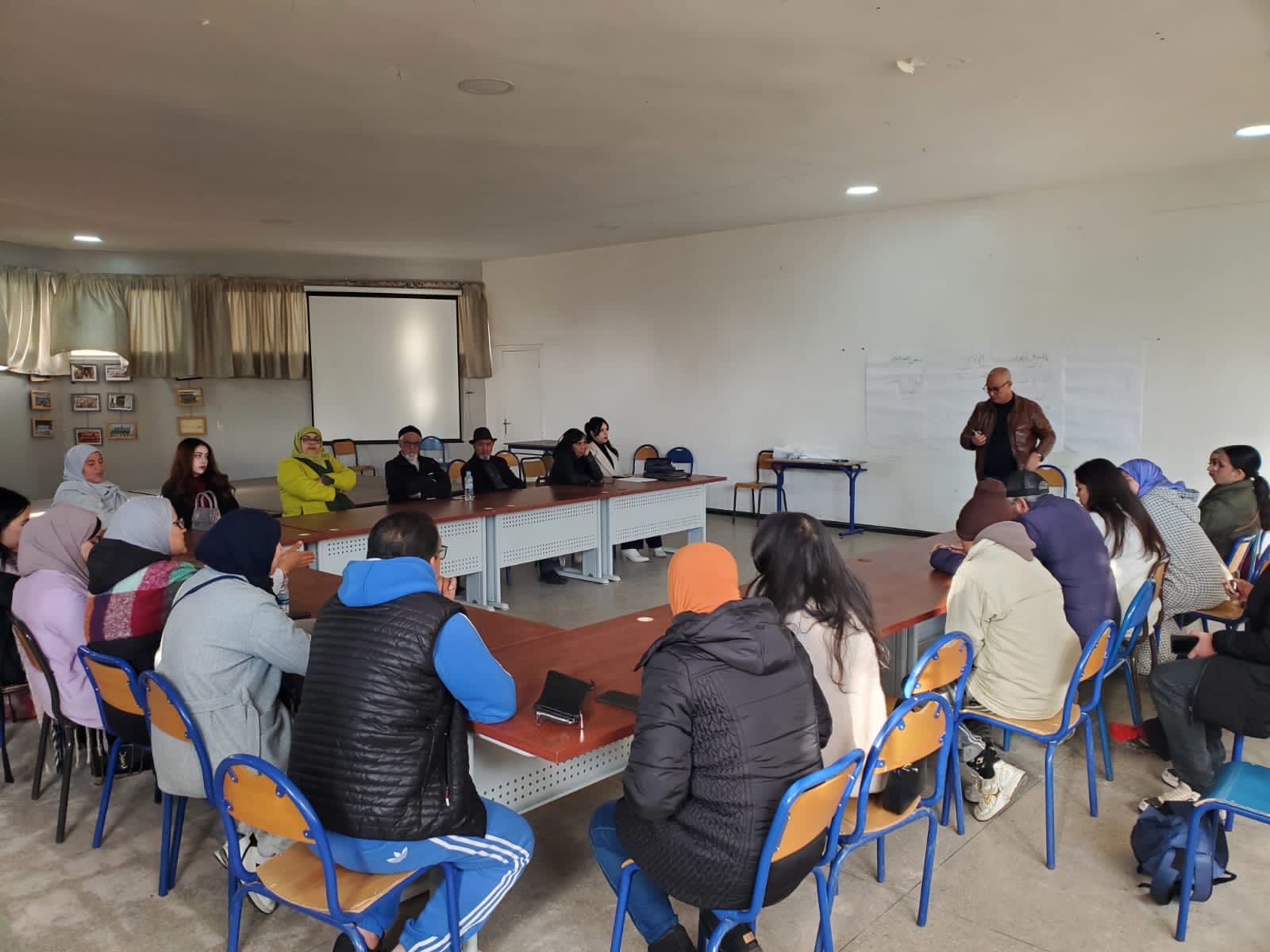 الخميسات.. ورشة تفاعلية حول العلاقات الممكنة بين الفاعل السياسي والمدني وسؤال التنمية المجالية الخميسات.. ورشة تفاعلية حول العلاقات الممكنة بين الفاعل السياسي والمدني وسؤال التنمية المجالية