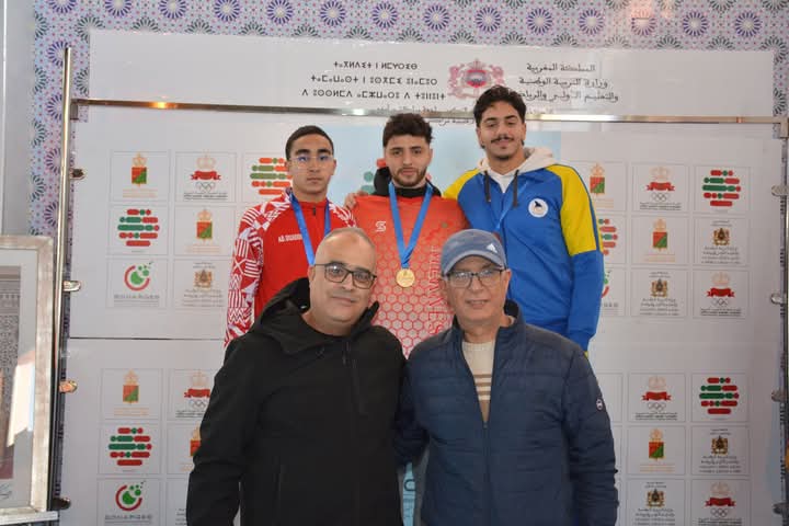 فوز النادي المكناسي بالبطولة الشتوية للسباحة شبان بمراكش مؤشر قوي على عودة معانقة الألقاب فوز النادي المكناسي بالبطولة الشتوية للسباحة شبان بمراكش مؤشر قوي على عودة معانقة الألقاب