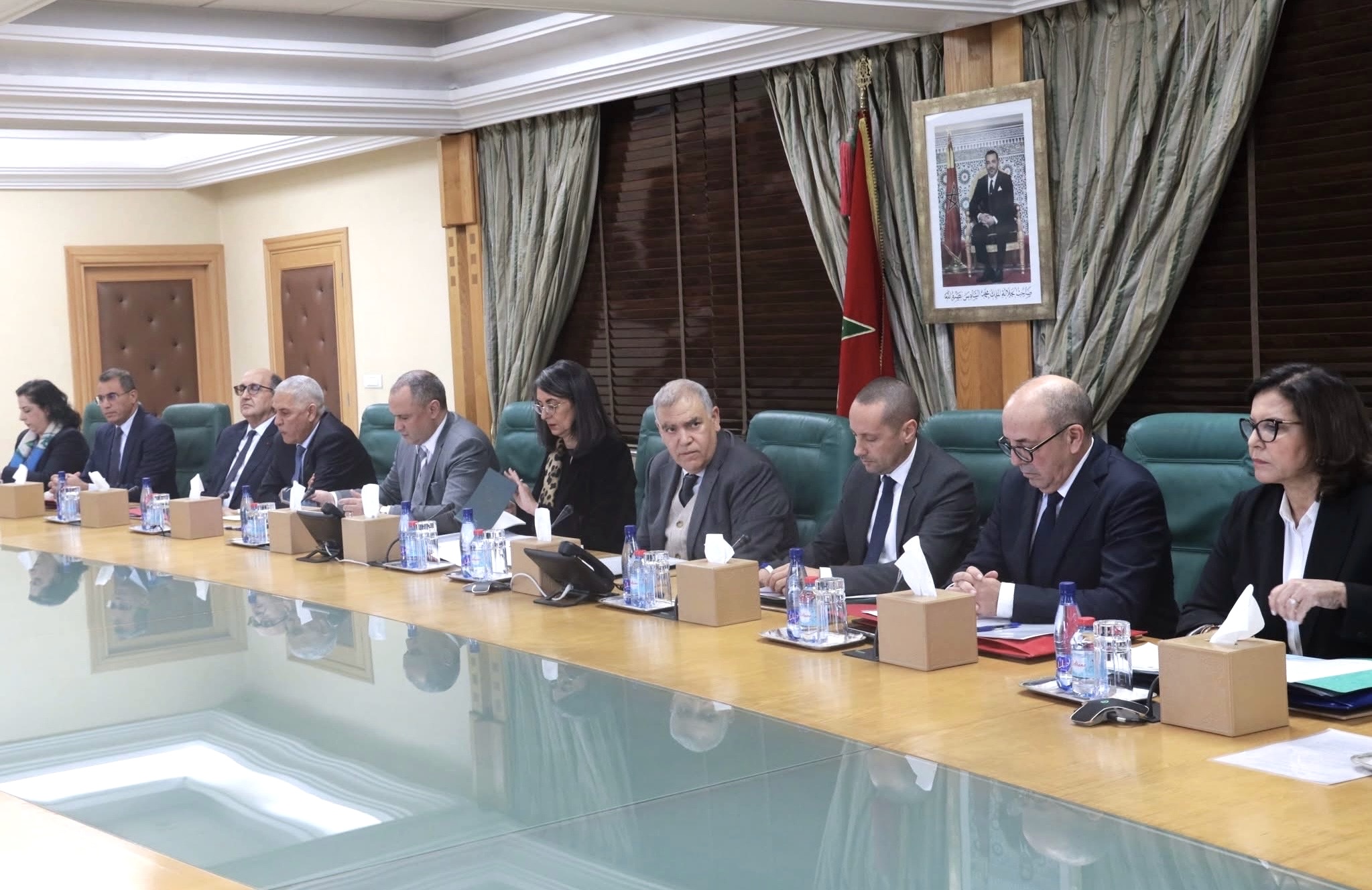 استعدادا لشهر رمضان المبارك لعام 1446 هـ .. اللجنة الوزارية المشتركة لليقظة وتتبع تموين الأسواق والأسعار تعقد اجتماعا بالرباط (بلاغ وزارة الداخلية) استعدادا لشهر رمضان المبارك لعام 1446 هـ .. اللجنة الوزارية المشتركة لليقظة وتتبع تموين الأسواق والأسعار تعقد اجتماعا بالرباط (بلاغ وزارة الداخلية)