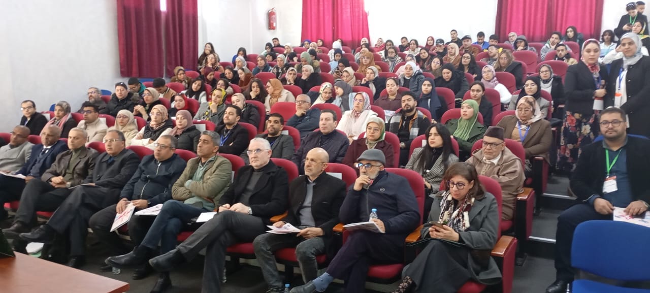 يوم دراسي نظمته الجمعية الإسماعيلية للتكوين والبحث العلمي اخصائيون وخبراء يكشفون بمكناس عن مستجدات علاج السرطان يوم دراسي نظمته الجمعية الإسماعيلية للتكوين والبحث العلمي اخصائيون وخبراء يكشفون بمكناس عن مستجدات علاج السرطان