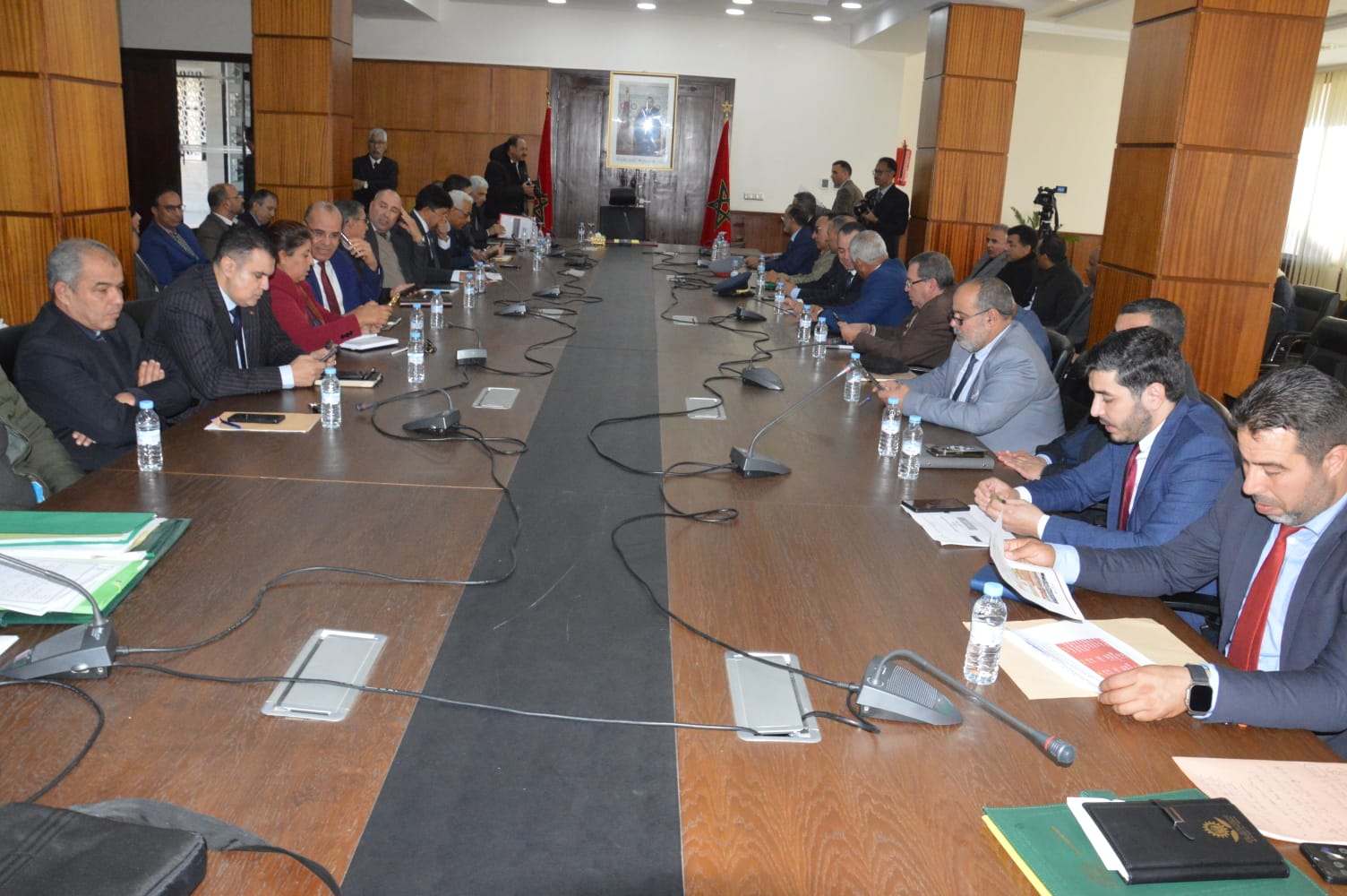 عامل عمالة مكناس السيد عبدالغني الصبار يعقد اجتماعا موسعا مع رؤساء المصالح استعدادا لرمضان المبارك (بلاغ صحفي)