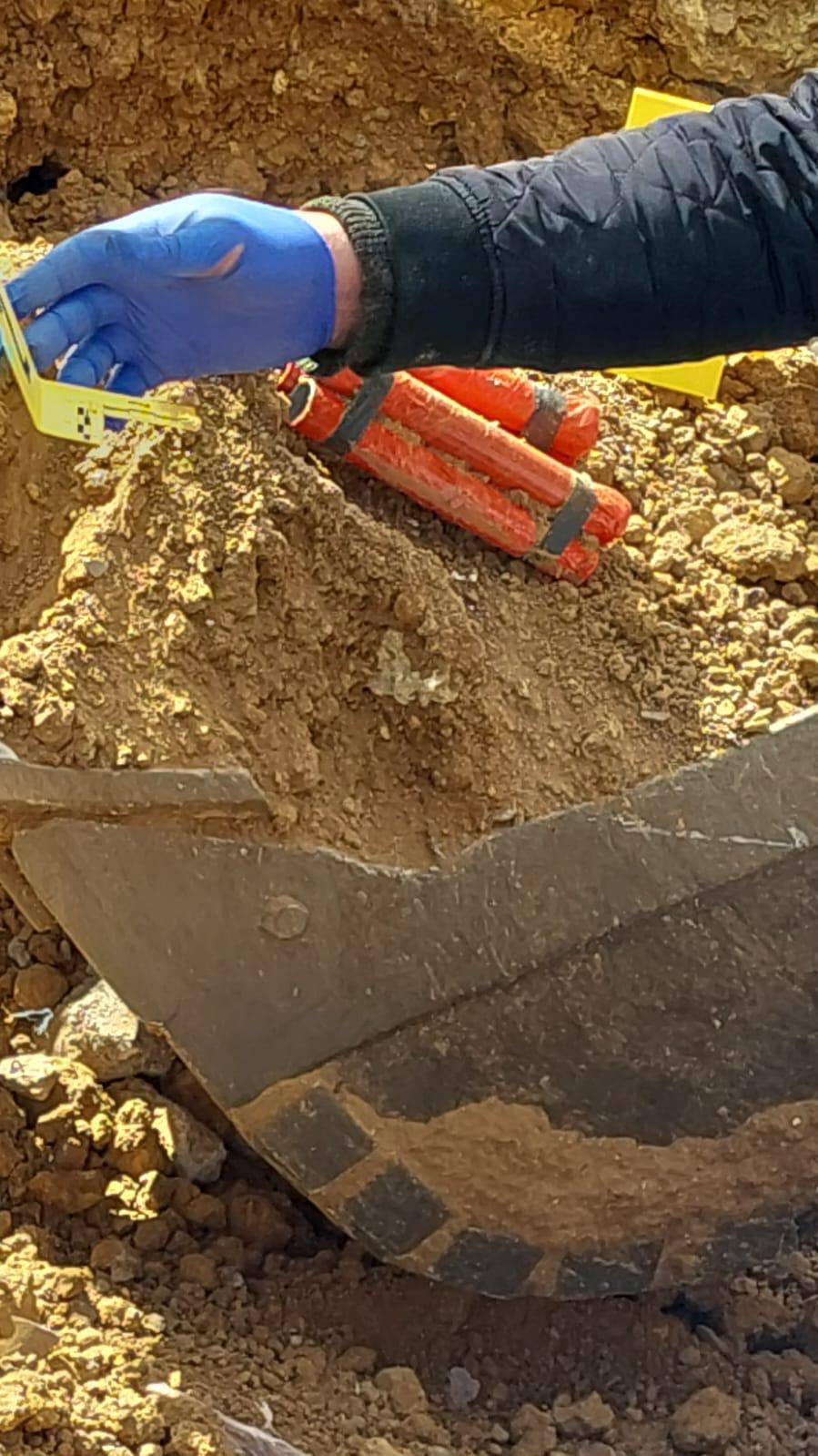 تفكيك خلية إرهابية مرتبطة بالفرع الإفريقي ل تفكيك خلية إرهابية مرتبطة بالفرع الإفريقي ل