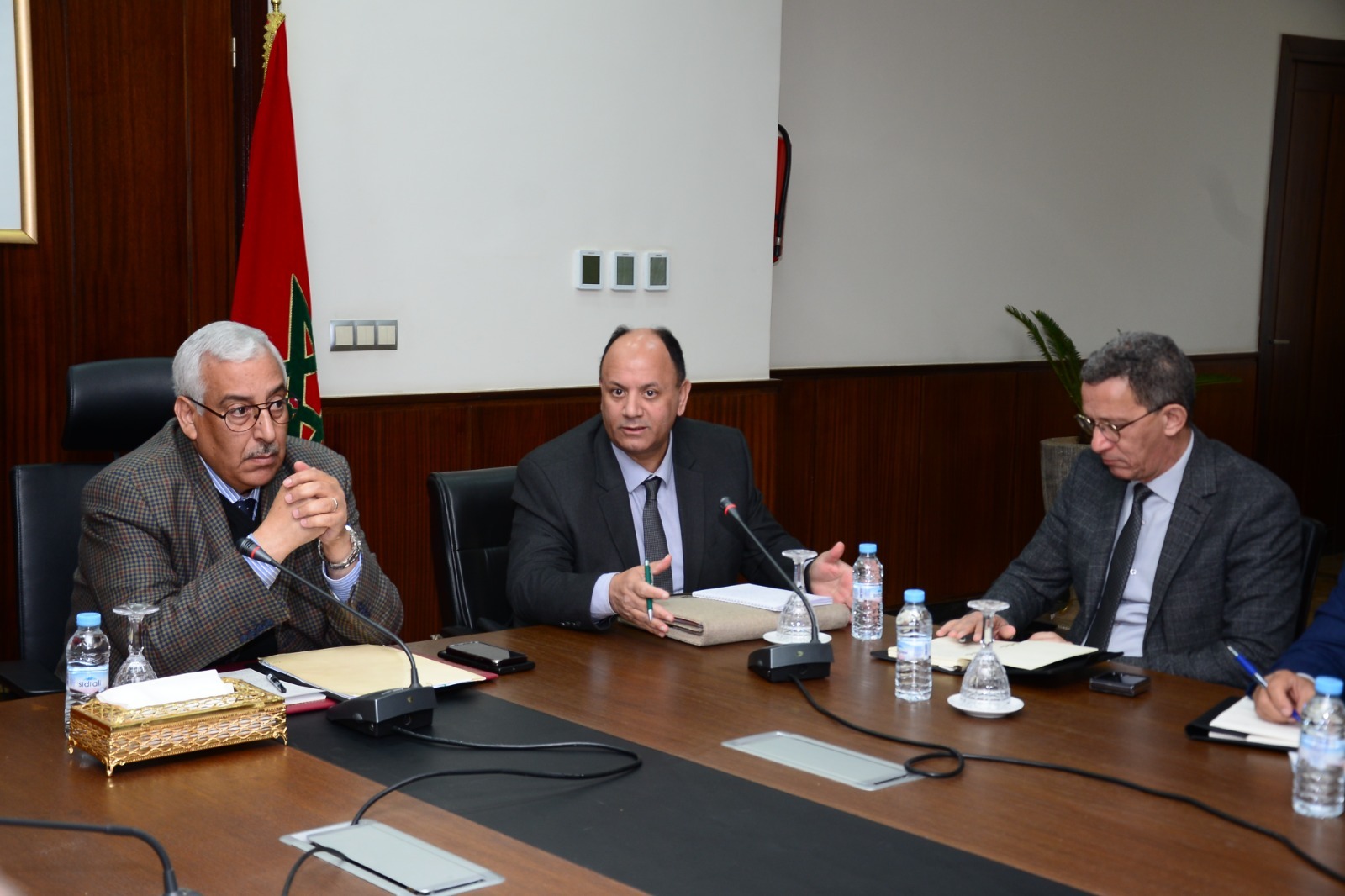 سلطات مكناس تستنفر أجهزتها استعدادا لتنظيم الدورة 17 للمعرض الدولي للفلاحة سلطات مكناس تستنفر أجهزتها استعدادا لتنظيم الدورة 17 للمعرض الدولي للفلاحة