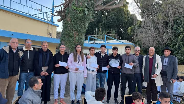 المكتب المديري لجمعية النادي الرياضي المكناسي يكافئ سباحي النادي تقديرا لإنجازاتهم في البطولة الشتوية . المكتب المديري لجمعية النادي الرياضي المكناسي يكافئ سباحي النادي تقديرا لإنجازاتهم في البطولة الشتوية .