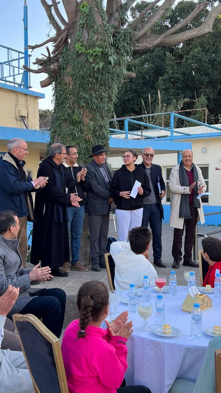 المكتب المديري لجمعية النادي الرياضي المكناسي يكافئ سباحي النادي تقديرا لإنجازاتهم في البطولة الشتوية . المكتب المديري لجمعية النادي الرياضي المكناسي يكافئ سباحي النادي تقديرا لإنجازاتهم في البطولة الشتوية .