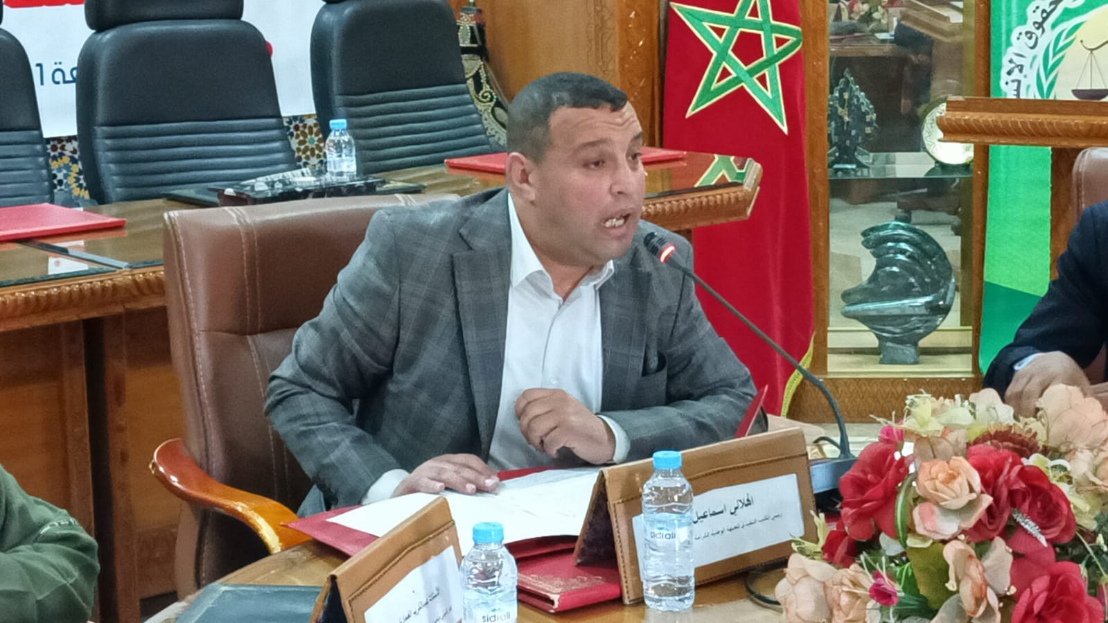 الدعوة بمكناس لتعزيز الترسانة القانونية للحد من ظاهرة التشهير والابتزاز الإليكتروني الدعوة بمكناس لتعزيز الترسانة القانونية للحد من ظاهرة التشهير والابتزاز الإليكتروني