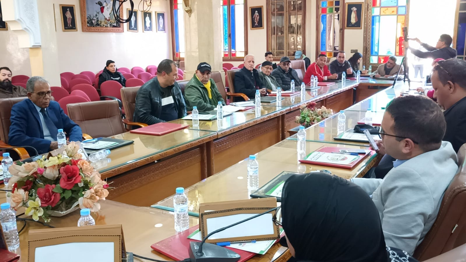 الدعوة بمكناس لتعزيز الترسانة القانونية للحد من ظاهرة التشهير والابتزاز الإليكتروني الدعوة بمكناس لتعزيز الترسانة القانونية للحد من ظاهرة التشهير والابتزاز الإليكتروني