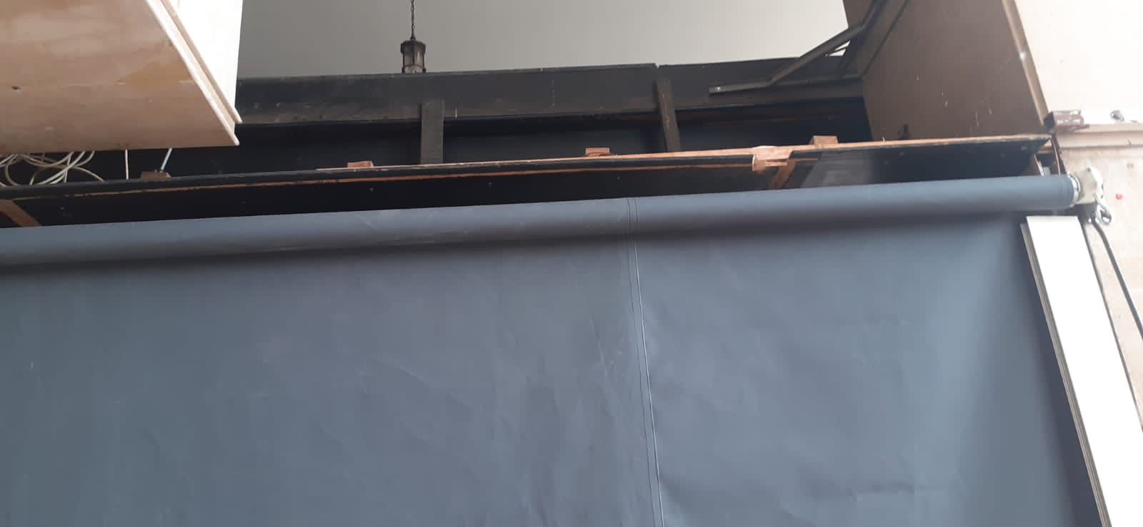 إقامة بالمدينة الجديدة تتواجد بساحة الوحدة الإفريقية تشتكي من مقهى تحتل عموم ممر الراجلين. إقامة بالمدينة الجديدة تتواجد بساحة الوحدة الإفريقية تشتكي من مقهى تحتل عموم ممر الراجلين.