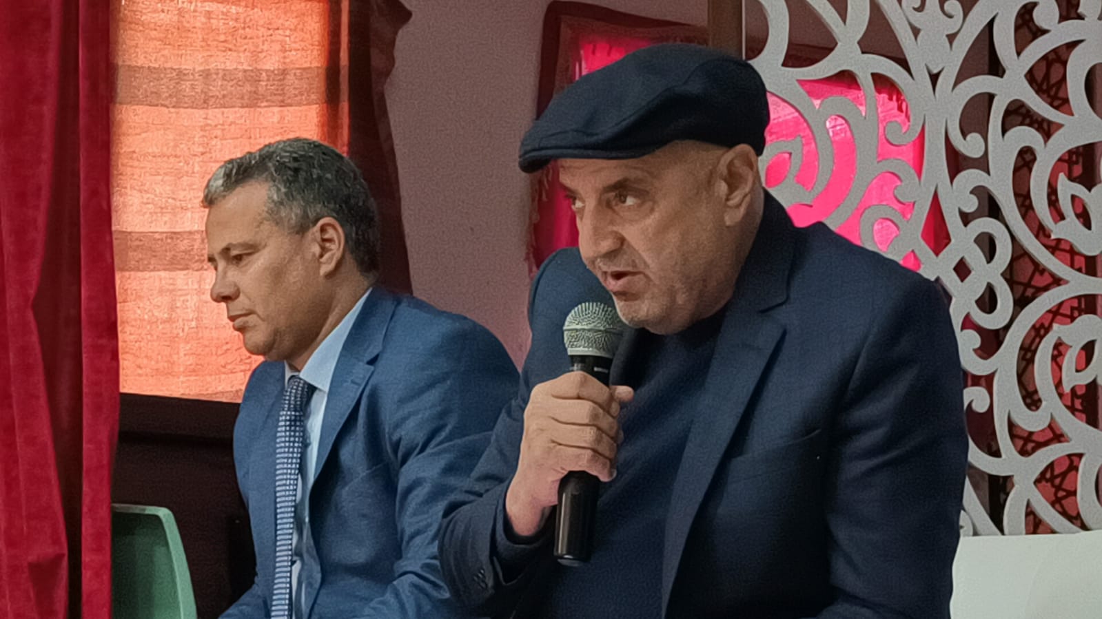 أرباب قاعات الحفلات يلتئمون بمكناس في لقائهم التواصلي الخامس ويطالبون بوضع إطار قانوني لعملهم كقطاع قائم الذات أرباب قاعات الحفلات يلتئمون بمكناس في لقائهم التواصلي الخامس ويطالبون بوضع إطار قانوني لعملهم كقطاع قائم الذات