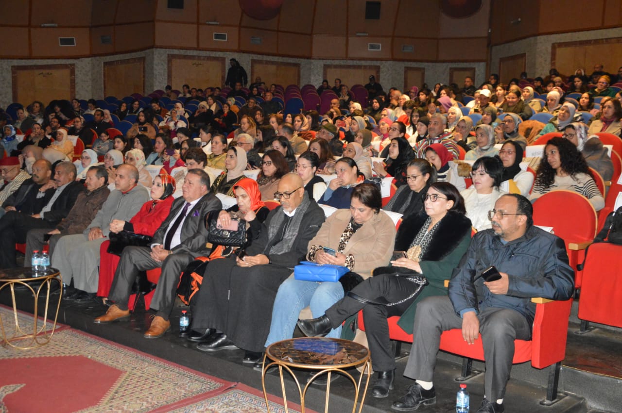 تكريمات وازنة للمرأة المكناسية واحتفال بهيج في ليلة ربانية من تنظيم جمعية مكناس للتراث.