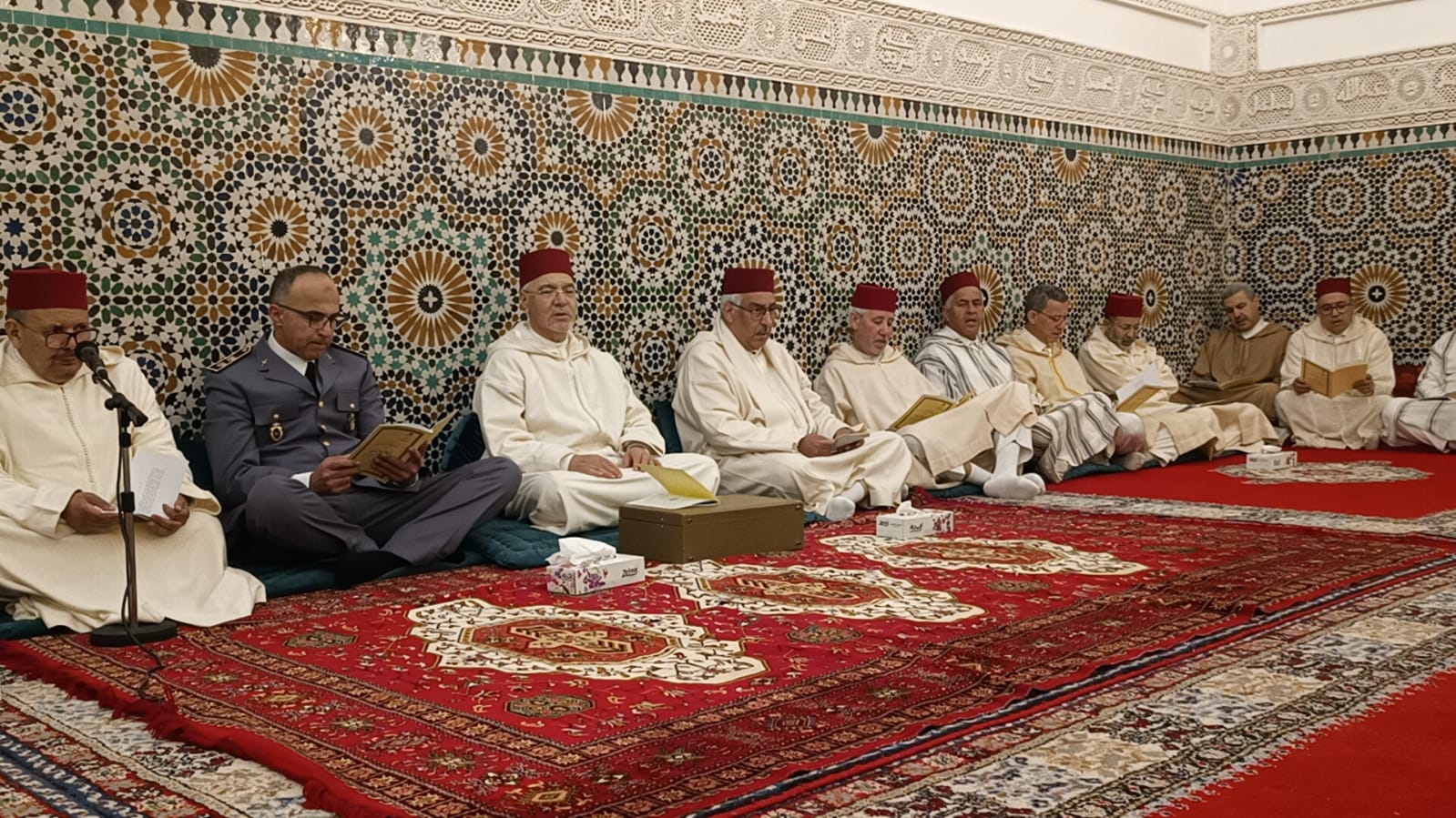 عامل عمالة مكناس يحيي حفل ديني كبير بمكناس ترحما على سلاطين وملوك الدولة العلوية الشريفة عامل عمالة مكناس يحيي حفل ديني كبير بمكناس ترحما على سلاطين وملوك الدولة العلوية الشريفة