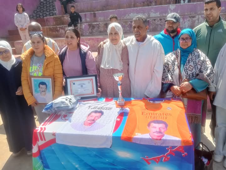 تكريم اللاعب حميد الملقب تكريم اللاعب حميد الملقب