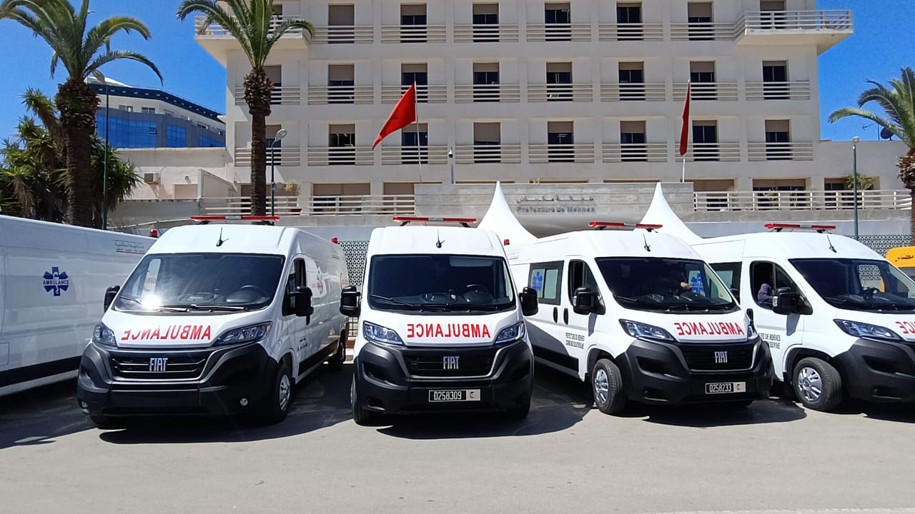 بمناسبة اليوم العالمي للصحة عامل مكناس يوزع سيارات الإسعاف على عدد من الجماعات القروية ويطلق خدمات مستوصف قروي بالمهاية بمناسبة اليوم العالمي للصحة عامل مكناس يوزع سيارات الإسعاف على عدد من الجماعات القروية ويطلق خدمات مستوصف قروي بالمهاية