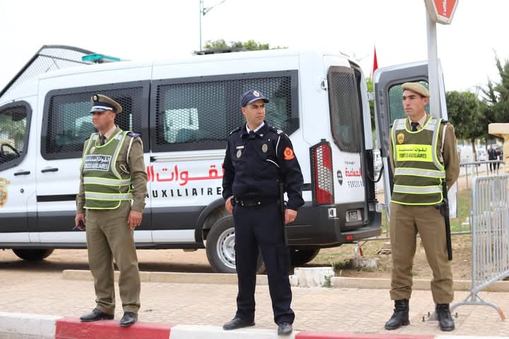 التنويه بالمجهودات الجبارة التي بذلها السادة الأشراف رجال ونساء الأمن الوطني بمكناس خلال افتتاح الملتقى الدولي للفلاحة بالمغرب في دورته 17 بمكناس، تعتبر واجبًا وطنيًا واعترافًا بتضحياتهم وجهودهم المخلصة في خدمة المجتمع.