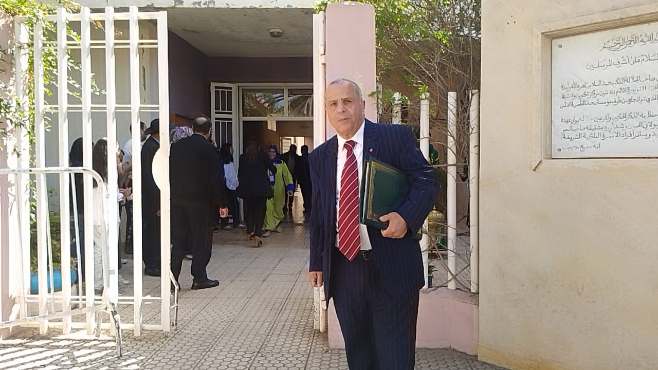 مكناس الفيدرالية الإقليمية لجمعيات الآباء والامهات وأولياء الامور بمكناس تحتفي بنساءها وتكرم اطرها ووجوه اعلامية بمناسبة عيد الام والمرأة بمركز النسيج الجمعوي حمرية. مكناس الفيدرالية الإقليمية لجمعيات الآباء والامهات وأولياء الامور بمكناس تحتفي بنساءها وتكرم اطرها ووجوه اعلامية بمناسبة عيد الام والمرأة بمركز النسيج الجمعوي حمرية.