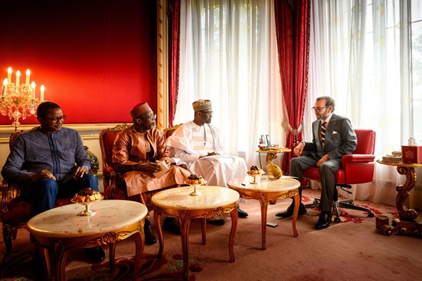 جلالة الملك يستقبل وزراء الشؤون الخارجية بالبلدان الثلاثة الأعضاء في تحالف دول الساحل جلالة الملك يستقبل وزراء الشؤون الخارجية بالبلدان الثلاثة الأعضاء في تحالف دول الساحل