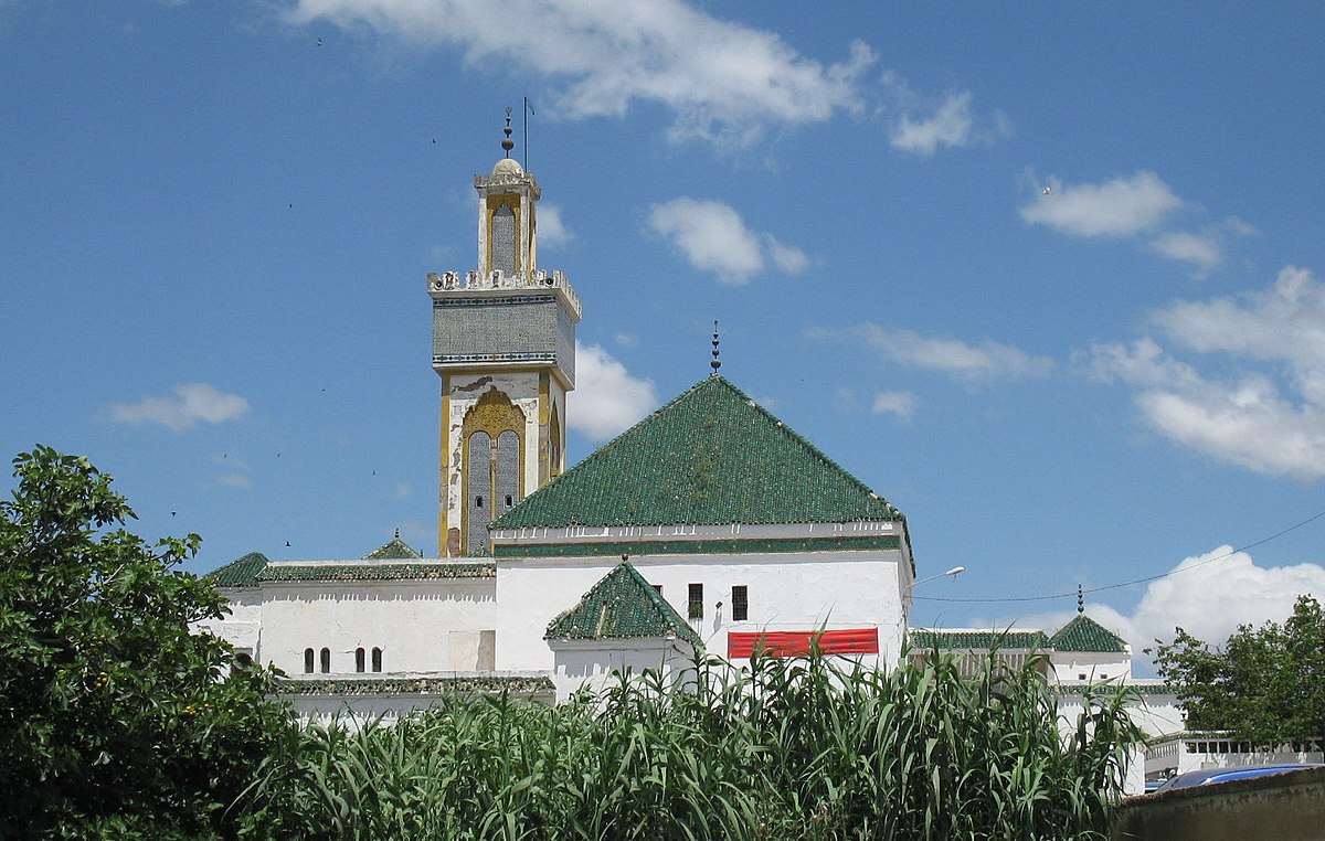 أضرحة ومزارات وأولياء ووليات الله الصالحين والصالحات بالحاضرة الإسماعيلية مكناس رحمهم الله جميعا ونفعنا ببركتهم. أضرحة ومزارات وأولياء ووليات الله الصالحين والصالحات بالحاضرة الإسماعيلية مكناس رحمهم الله جميعا ونفعنا ببركتهم.