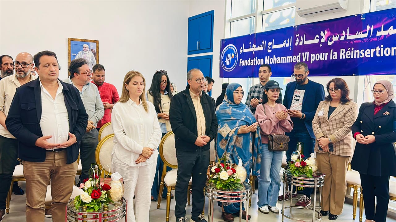 على هامش النسخة 14 لمهرجان مكناس للدراما التلفزية مركز المصاحبة بمكناس يحتضن لقاء تواصليًا مع فنانين لدعم إعادة إدماج النزلاء مركز المصاحبة بمكناس يحتضن لقاء تواصليًا مع فنانين لدعم إعادة إدماج النزلاء