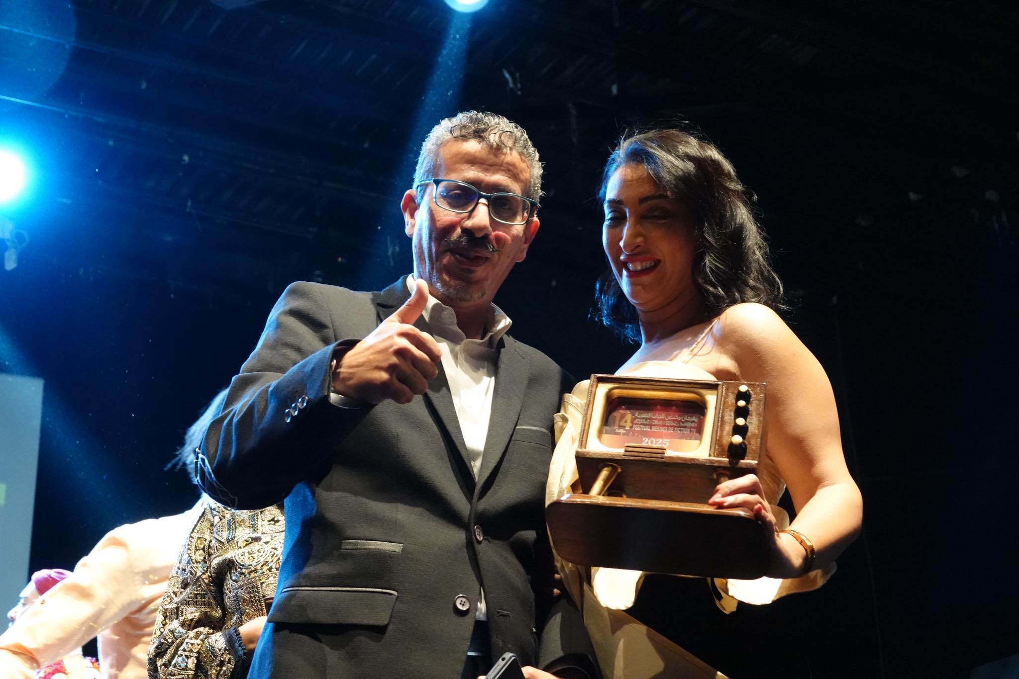 في نسخة ناجحة إسدال الستار على الدورة 14 من مهرجان مكناس للدراما والتلفزيون: تألق درامي وتكريم للإبداع المغربي تتويجات واعترافات بابداع فني واعد في نسخة ناجحة إسدال الستار على الدورة 14 من مهرجان مكناس للدراما والتلفزيون: تألق درامي وتكريم للإبداع المغربي تتويجات واعترافات بابداع فني واعد