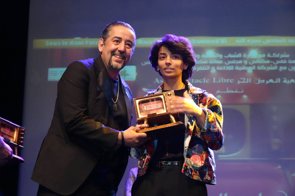 في نسخة ناجحة إسدال الستار على الدورة 14 من مهرجان مكناس للدراما والتلفزيون: تألق درامي وتكريم للإبداع المغربي تتويجات واعترافات بابداع فني واعد في نسخة ناجحة إسدال الستار على الدورة 14 من مهرجان مكناس للدراما والتلفزيون: تألق درامي وتكريم للإبداع المغربي تتويجات واعترافات بابداع فني واعد