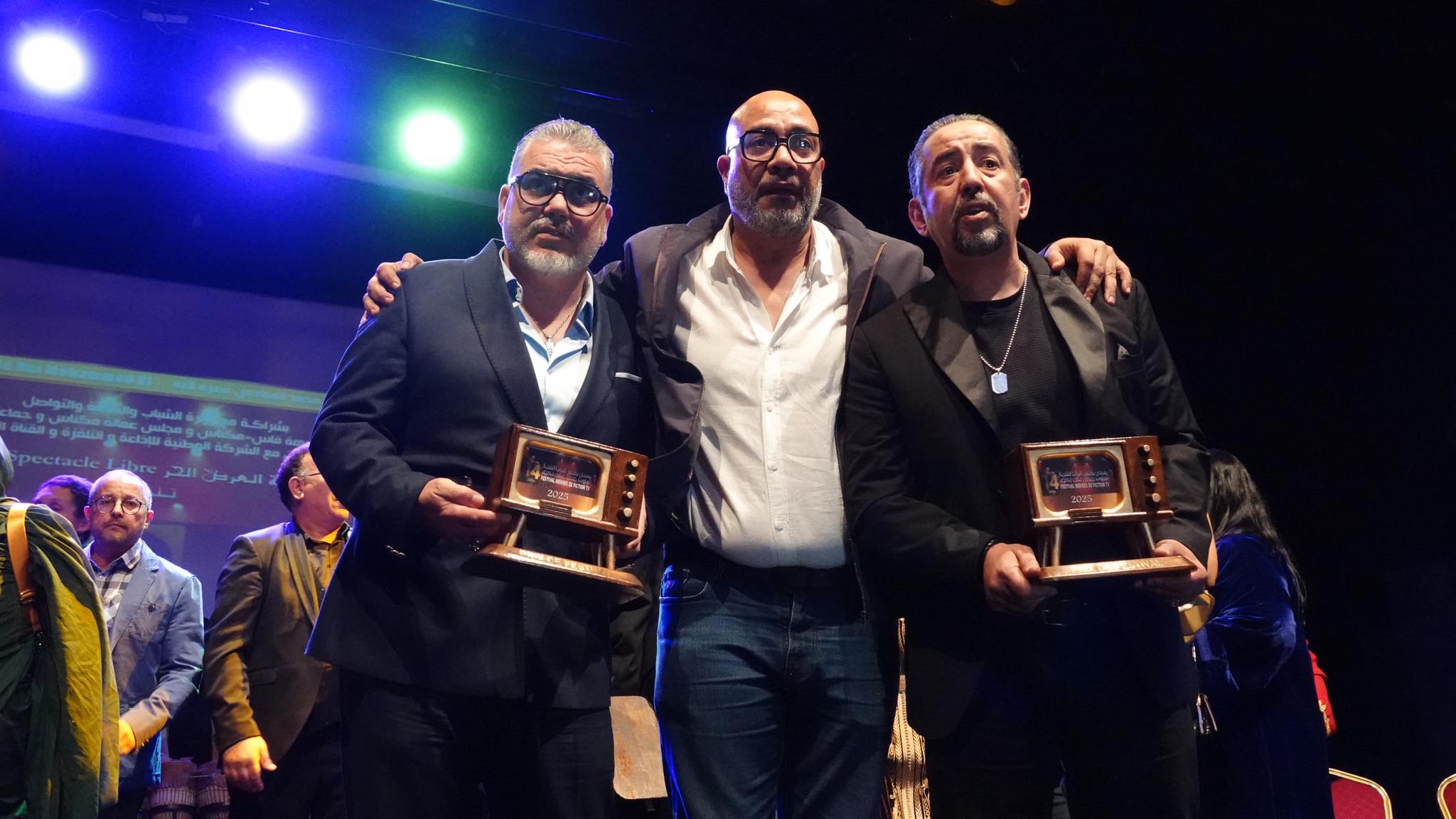 في نسخة ناجحة إسدال الستار على الدورة 14 من مهرجان مكناس للدراما والتلفزيون: تألق درامي وتكريم للإبداع المغربي تتويجات واعترافات بابداع فني واعد في نسخة ناجحة إسدال الستار على الدورة 14 من مهرجان مكناس للدراما والتلفزيون: تألق درامي وتكريم للإبداع المغربي تتويجات واعترافات بابداع فني واعد