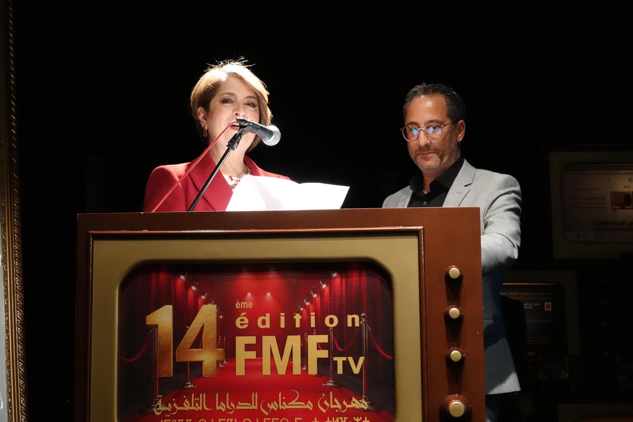 في نسخة ناجحة إسدال الستار على الدورة 14 من مهرجان مكناس للدراما والتلفزيون: تألق درامي وتكريم للإبداع المغربي تتويجات واعترافات بابداع فني واعد في نسخة ناجحة إسدال الستار على الدورة 14 من مهرجان مكناس للدراما والتلفزيون: تألق درامي وتكريم للإبداع المغربي تتويجات واعترافات بابداع فني واعد