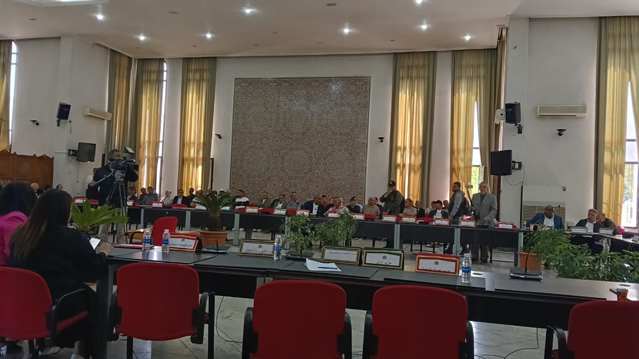 مجلس جماعة مكناس والغيابات عن حضور دورة ماي 2025 وأداء المهام الدستورية التمثيلية !!! مجلس جماعة مكناس والغيابات عن حضور دورة ماي 2025 وأداء المهام الدستورية التمثيلية !!!