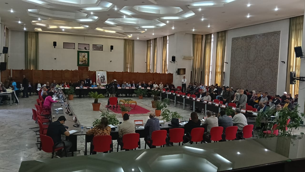 مجلس جماعة مكناس والغيابات عن حضور دورة ماي 2025 وأداء المهام الدستورية التمثيلية !!! مجلس جماعة مكناس والغيابات عن حضور دورة ماي 2025 وأداء المهام الدستورية التمثيلية !!!