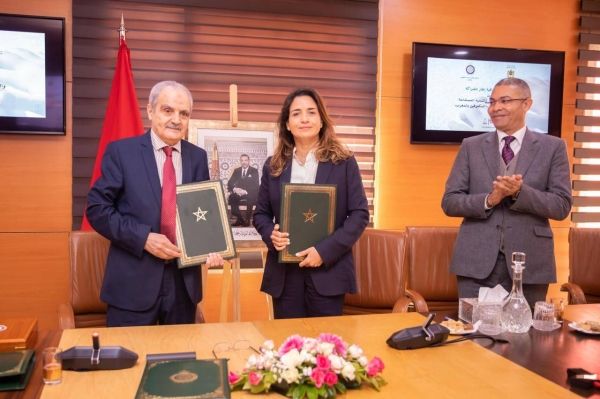 توقيع اتفاقية شراكة لتعزيز إدماج الأشخاص في وضعية إعاقة بصرية في سياسات التنمية المستدامة توقيع اتفاقية شراكة لتعزيز إدماج الأشخاص في وضعية إعاقة بصرية في سياسات التنمية المستدامة