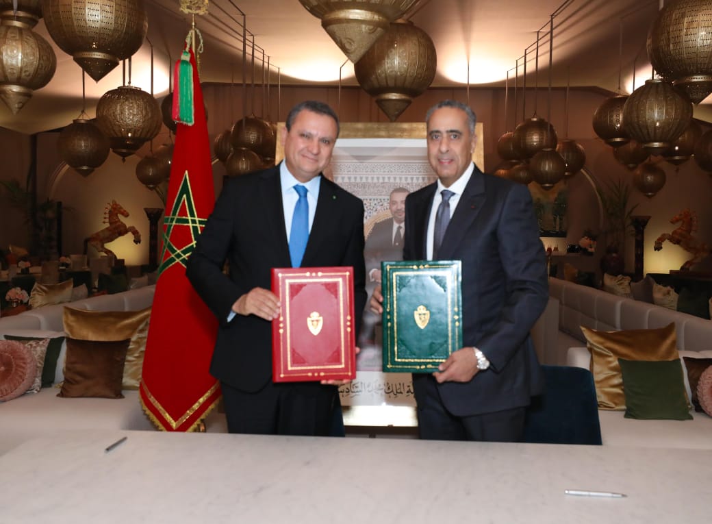 عبداللطيف الحموشي والمدير العام لمجموعة رونوالمغرب يوقعان اتفاقية تعاون