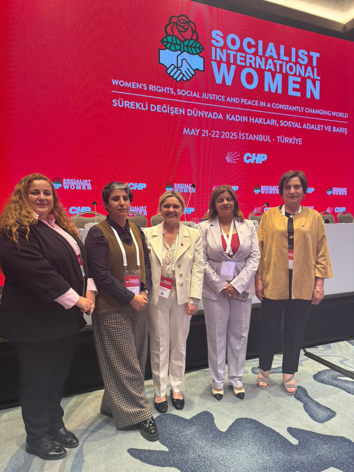 بلاغ  منظمة النساء الاتحاديات بمناسبة انعقاد مؤتمر الأممية الاشتراكية - إسطنبول 21-22ماي 2025