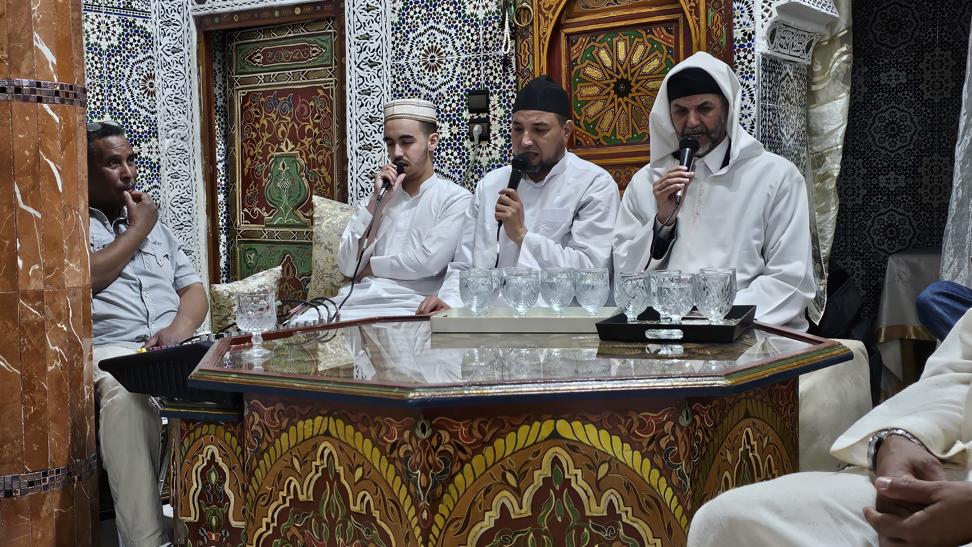 ساكنة قصبة تيزيمي تكرس ثقافة الاعتراف