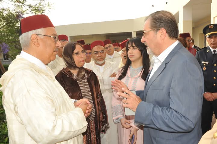 زيارة السيد عامل عمالة مكناس مباشرة بعد صلاة عيد الاضحى مؤسسة الرعاية الاجتماعية للمسنين