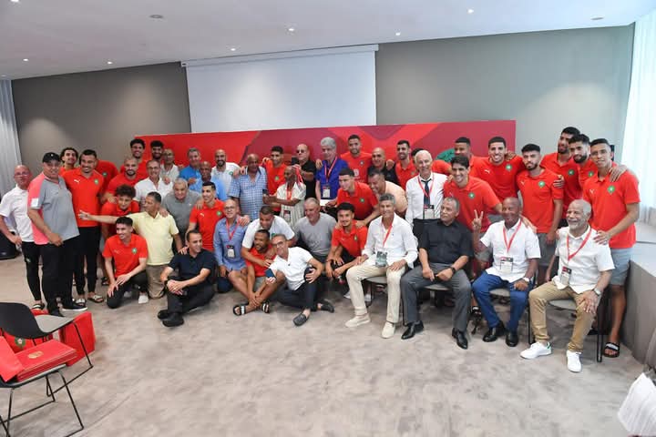 فاس .. الجامعة الملكية المغربية لكرة القدم تقيم حفل استقبال على شرف لاعبين دوليين سابقين فاس .. الجامعة الملكية المغربية لكرة القدم تقيم حفل استقبال على شرف لاعبين دوليين سابقين