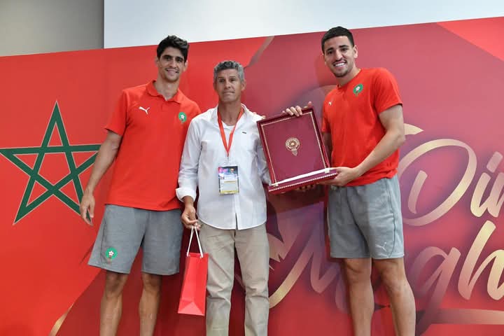 فاس .. الجامعة الملكية المغربية لكرة القدم تقيم حفل استقبال على شرف لاعبين دوليين سابقين فاس .. الجامعة الملكية المغربية لكرة القدم تقيم حفل استقبال على شرف لاعبين دوليين سابقين