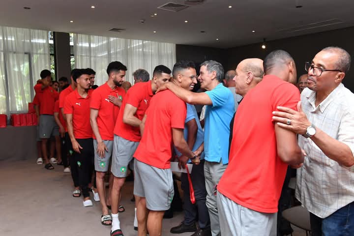 فاس .. الجامعة الملكية المغربية لكرة القدم تقيم حفل استقبال على شرف لاعبين دوليين سابقين فاس .. الجامعة الملكية المغربية لكرة القدم تقيم حفل استقبال على شرف لاعبين دوليين سابقين