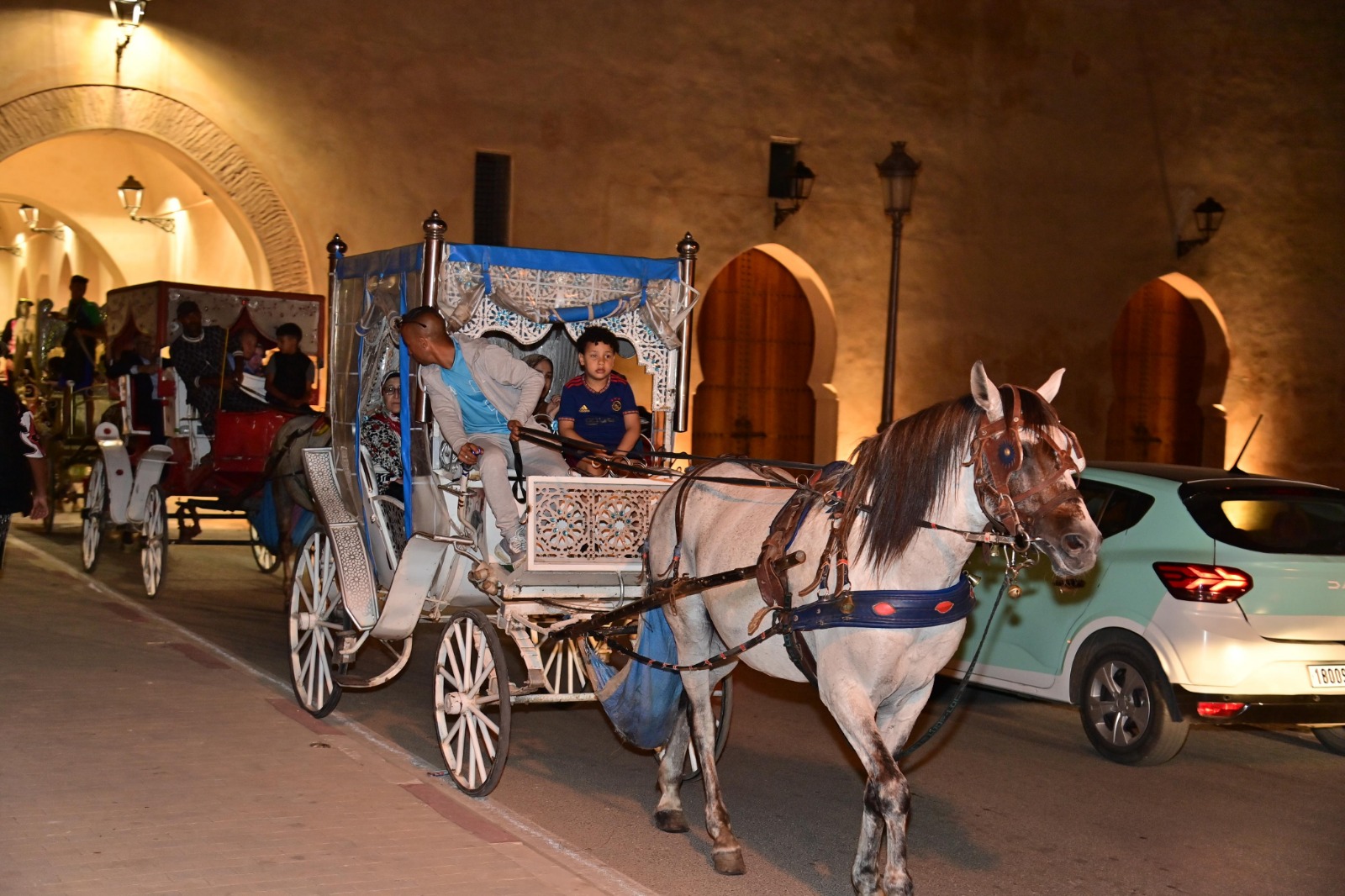 أطباء أمراض القلب يلتئمون في يوم علمي بمكناس ويكتشفون مميزات المدينة التاريخية والحضارية أطباء أمراض القلب يلتئمون في يوم علمي بمكناس ويكتشفون مميزات المدينة التاريخية والحضارية