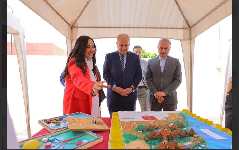 سفيرة الوحدة الترابية و المديرة التربوية لمجموعة مدارس لافوندسيون وسعادة سفير جمهورية العراق السيد عماد مرزا وسعادة سفير جمهورية مصر العربية السيد احمد نهاد عبد اللطيف وعمداء الجامعات و اكادميين ودكاترة وباحثين ، يفتتحون ملتقى لافوندسيون للتربية البيئية والتنمية المستدامة في دورته الثالثة سفيرة الوحدة الترابية و المديرة التربوية لمجموعة مدارس لافوندسيون وسعادة سفير جمهورية العراق السيد عماد مرزا وسعادة سفير جمهورية مصر العربية السيد احمد نهاد عبد اللطيف وعمداء الجامعات و اكادميين ودكاترة وباحثين ، يفتتحون ملتقى لافوندسيون للتربية البيئية والتنمية المستدامة في دورته الثالثة