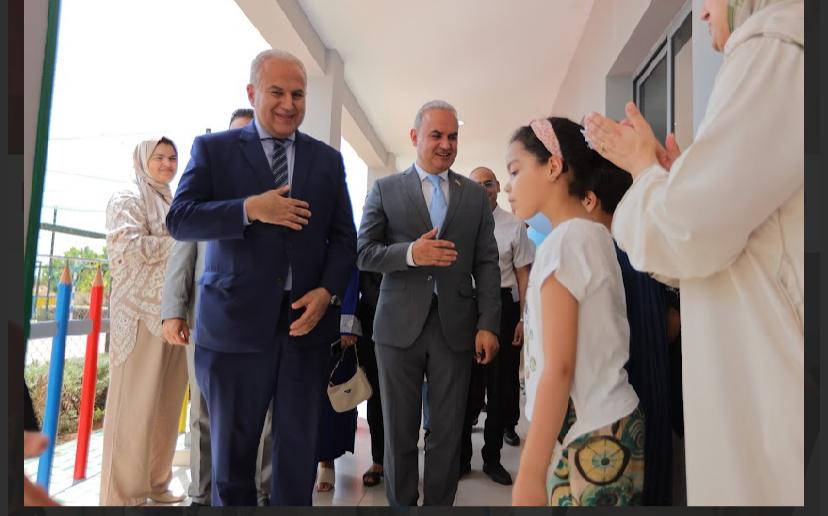 سفيرة الوحدة الترابية و المديرة التربوية لمجموعة مدارس لافوندسيون وسعادة سفير جمهورية العراق السيد عماد مرزا وسعادة سفير جمهورية مصر العربية السيد احمد نهاد عبد اللطيف وعمداء الجامعات و اكادميين ودكاترة وباحثين ، يفتتحون ملتقى لافوندسيون للتربية البيئية والتنمية المستدامة في دورته الثالثة سفيرة الوحدة الترابية و المديرة التربوية لمجموعة مدارس لافوندسيون وسعادة سفير جمهورية العراق السيد عماد مرزا وسعادة سفير جمهورية مصر العربية السيد احمد نهاد عبد اللطيف وعمداء الجامعات و اكادميين ودكاترة وباحثين ، يفتتحون ملتقى لافوندسيون للتربية البيئية والتنمية المستدامة في دورته الثالثة