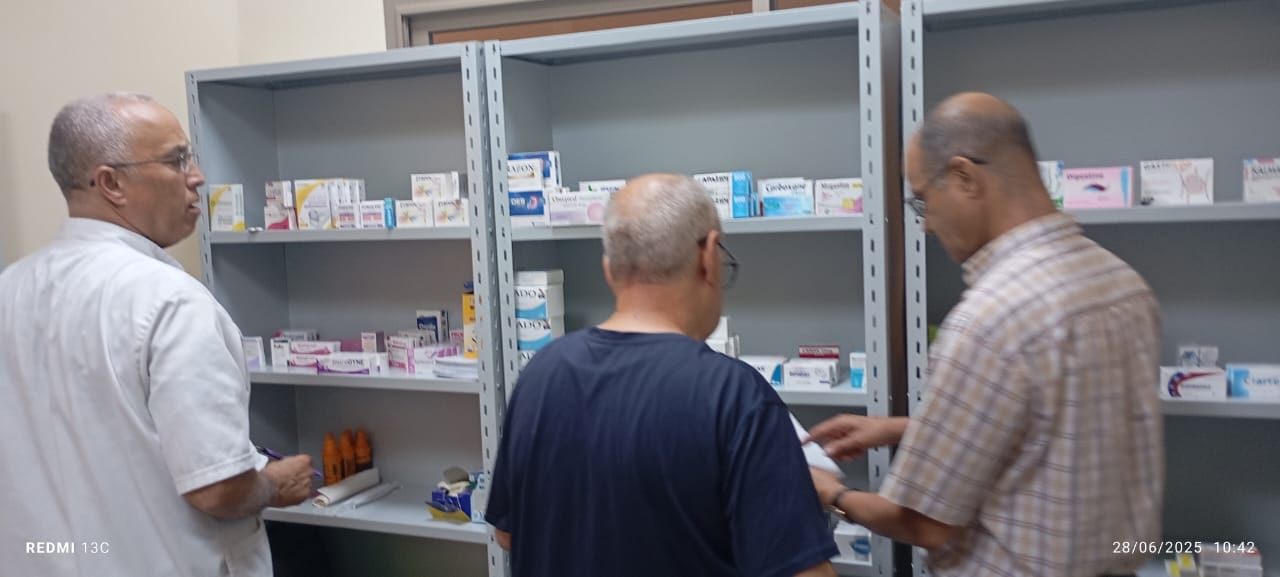 متقاعدو الصحة بمكناس يفحصون 150 نزيلاً ويُدخلون الفرحة إلى قلوب المسنين