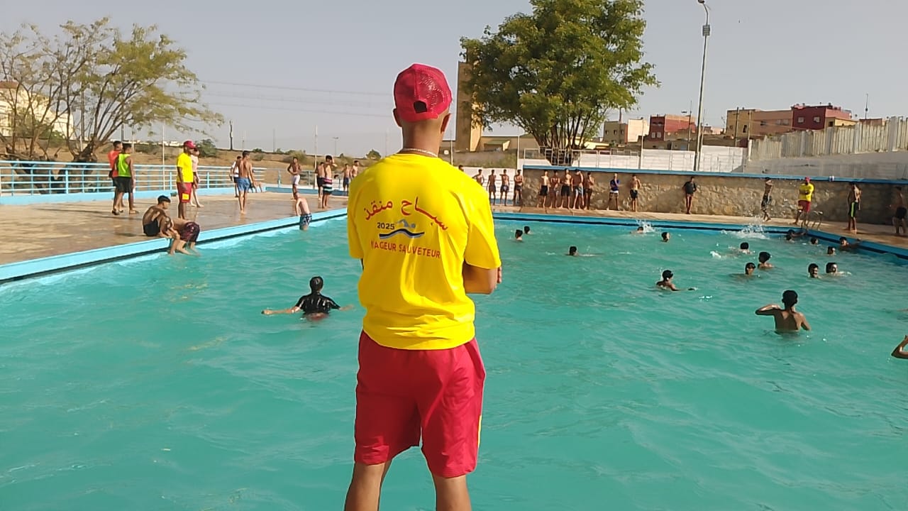 نجاح مجلس جماعة مكناس في فتح مسبحي 20 غشت والمسبح البلدي 1 بوعماير صباح يوم 14 و 30 يونيو الجاري2025 نجاح مجلس جماعة مكناس في فتح مسبحي 20 غشت والمسبح البلدي 1 بوعماير صباح يوم 14 و 30 يونيو الجاري2025