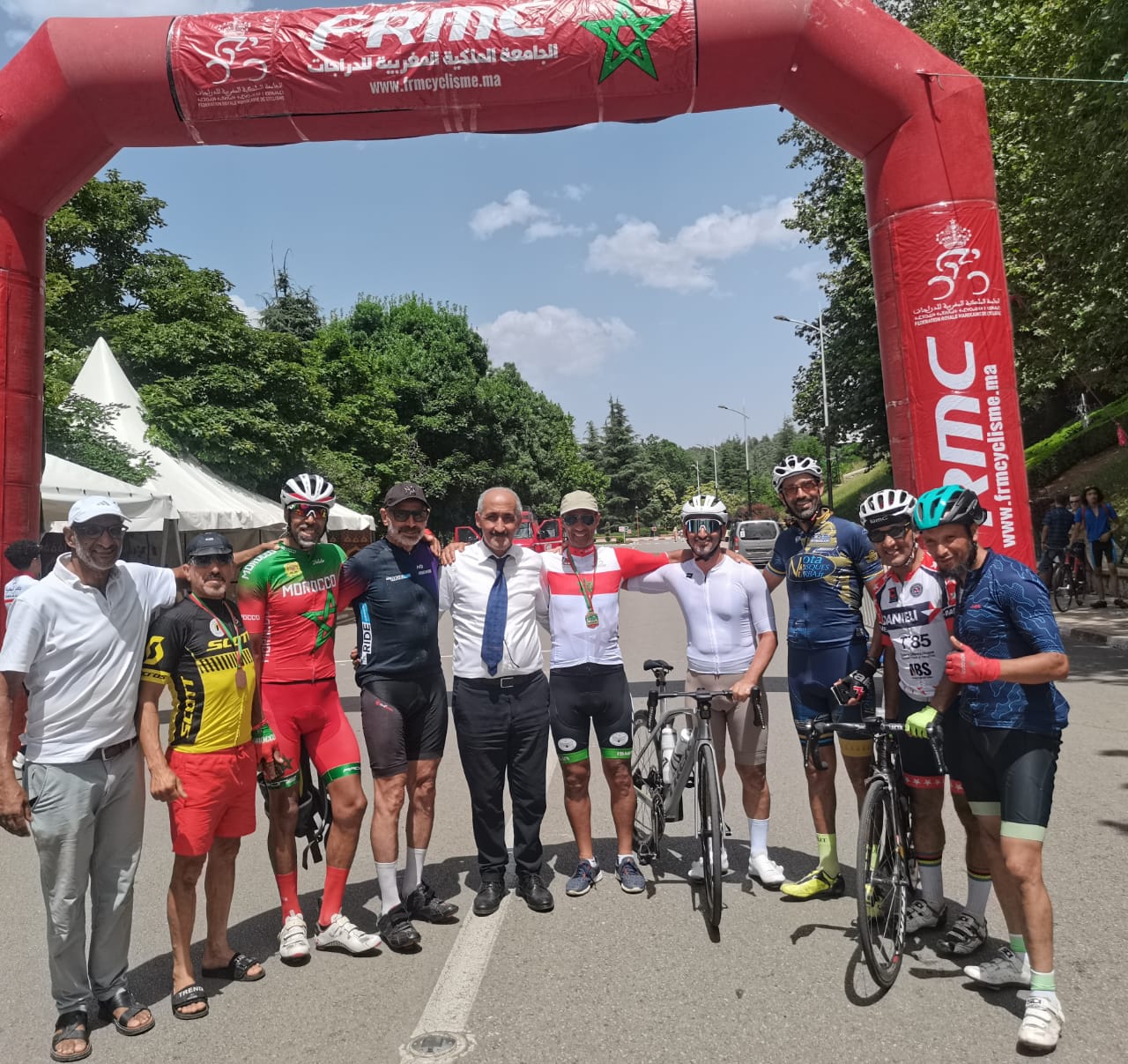 افران...جوهرة الاطلس تشهد اختتام بطولة المغرب لسباق الدراجات على الطريق برسم سنة 2025. افران...جوهرة الاطلس تشهد اختتام بطولة المغرب لسباق الدراجات على الطريق برسم سنة 2025.