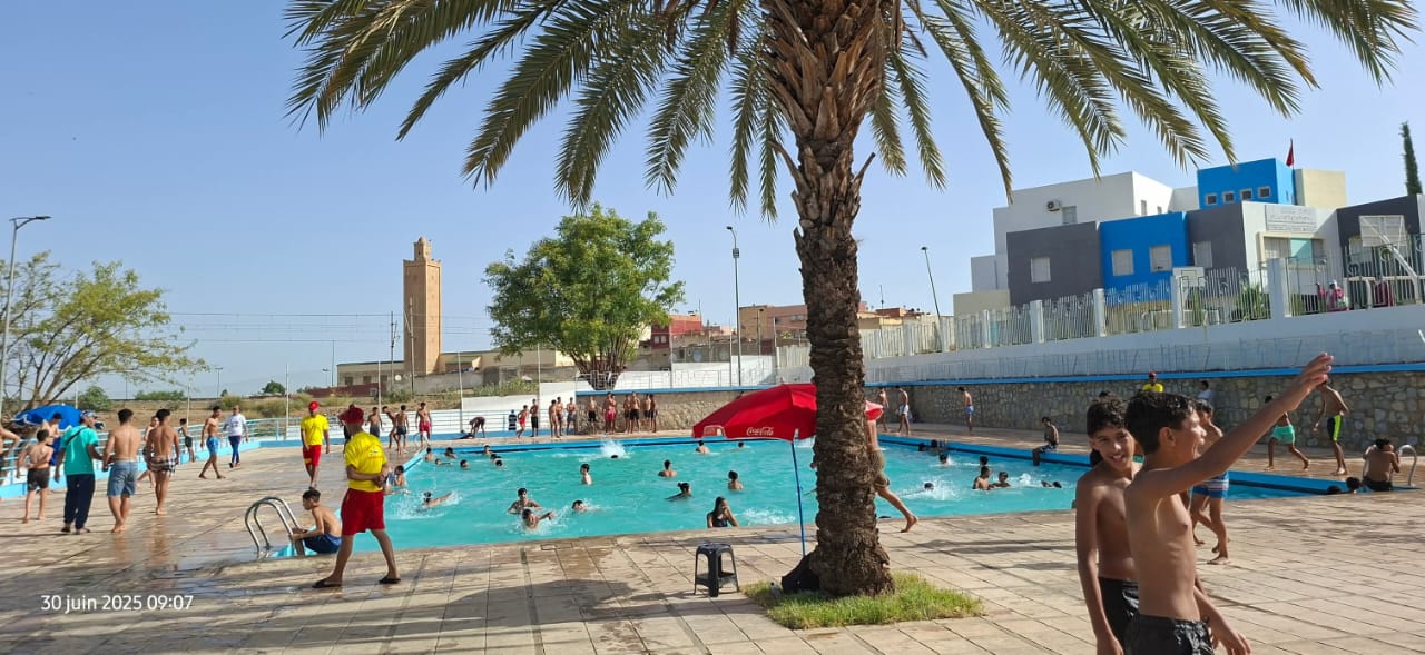 نجاح مجلس جماعة مكناس في فتح مسبحي 20 غشت والمسبح البلدي 1 بوعماير صباح يوم 14 و 30 يونيو الجاري2025 نجاح مجلس جماعة مكناس في فتح مسبحي 20 غشت والمسبح البلدي 1 بوعماير صباح يوم 14 و 30 يونيو الجاري2025
