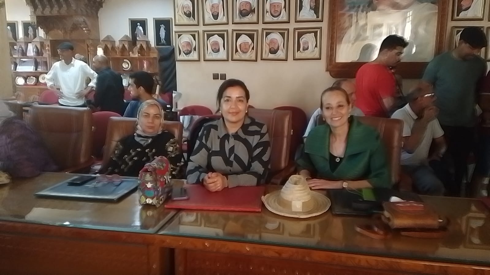 المنتدى المغربي الإفريقي للتعاون الدولي ينظم حفل توقيع ديوان المنتدى المغربي الإفريقي للتعاون الدولي ينظم حفل توقيع ديوان