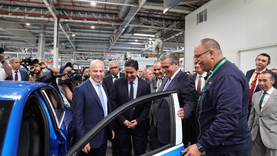 صناعة السيارات.. تدشين توسعة مصنع “ستيلانتيس” بالقنيطرة صناعة السيارات.. تدشين توسعة مصنع “ستيلانتيس” بالقنيطرة