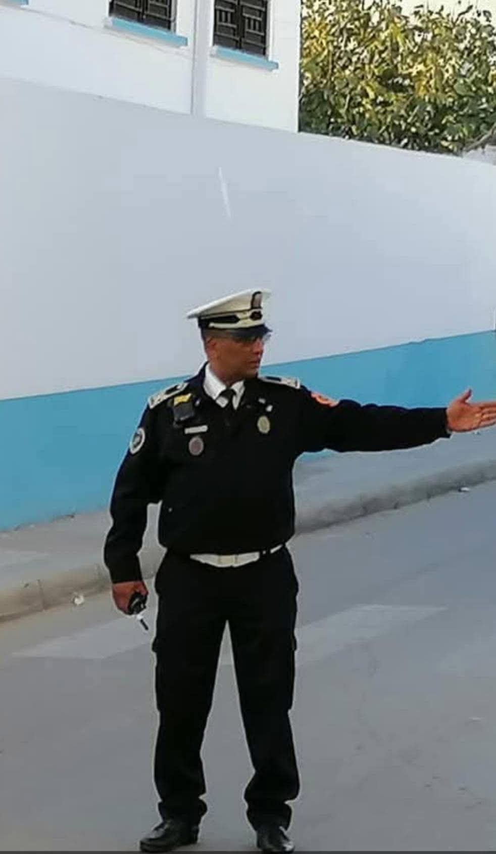 وفاة مفاجئة لشرطي مرور بالحسيمة تُخيم بالحزن على المدينة وفاة مفاجئة لشرطي مرور بالحسيمة تُخيم بالحزن على المدينة