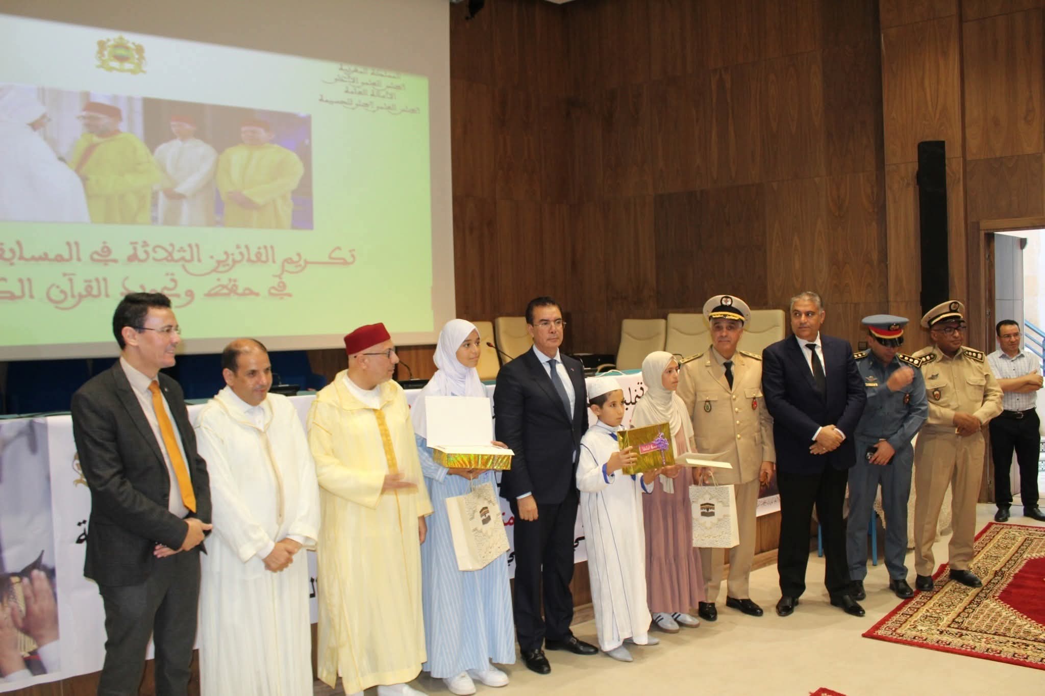 الحسيمة تختتم مهرجانها القرآني الأول بتكريم لافت لحفظة كتاب الله